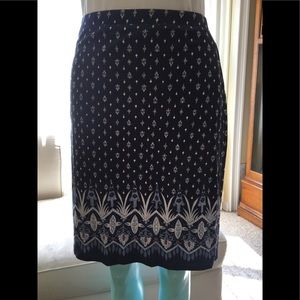 Sale 🎉Max studio stretch pencil skirt